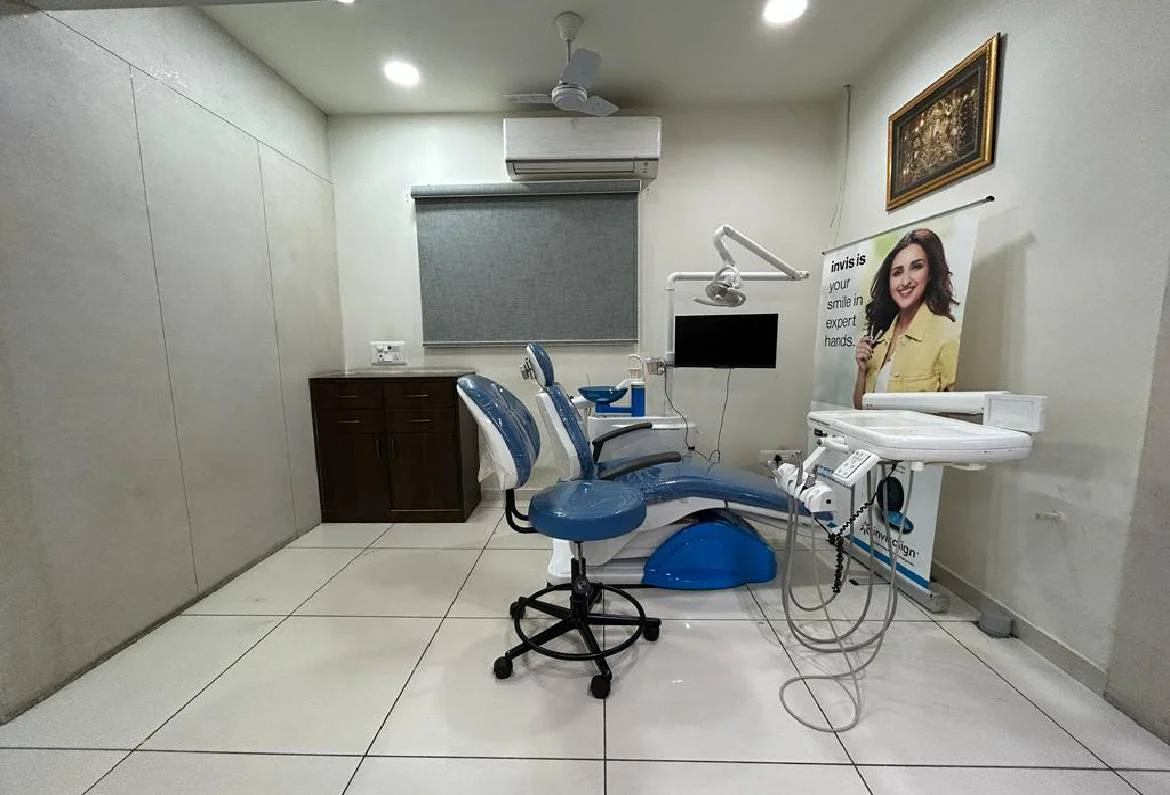 Joshi Orthodontic Dental Care Vadodara - Consultation Room